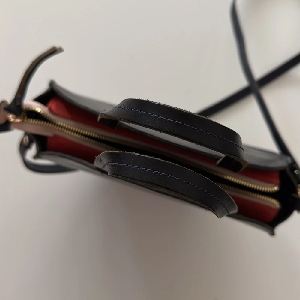 clare v round allistair purse - Picture 4 of 8